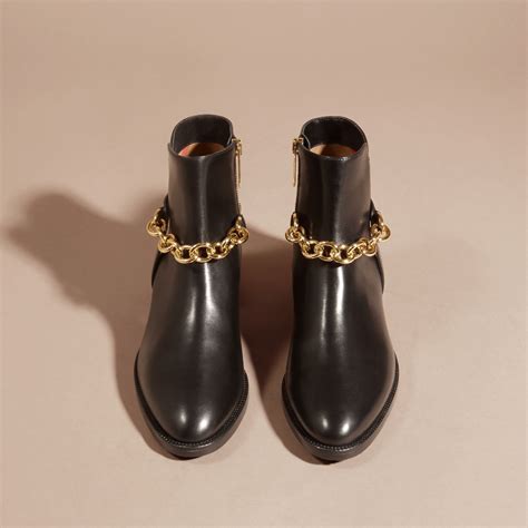 burberry chain boots